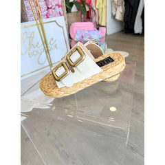 Billie Sandal, Shu Shop