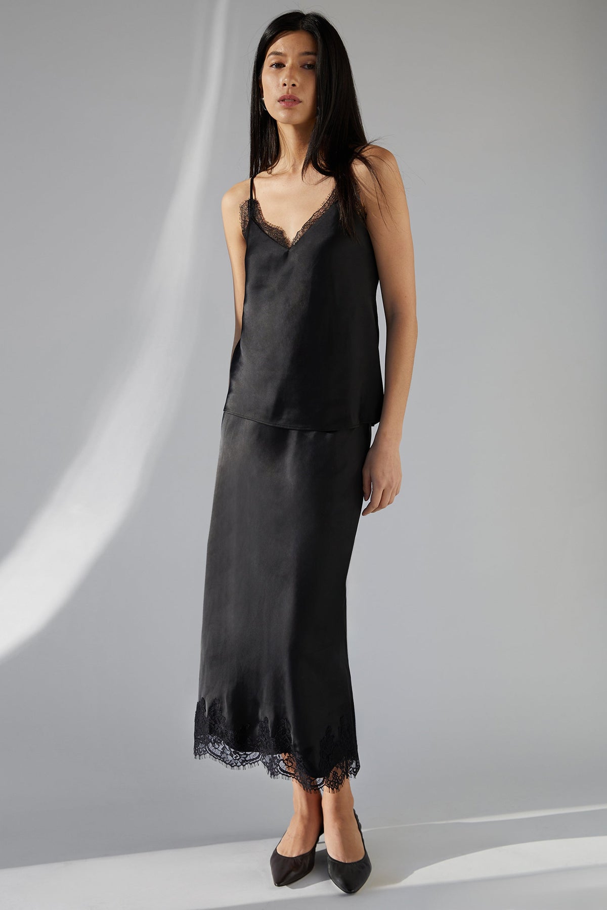 LACE TRIM SATIN MIDI SKIRT
