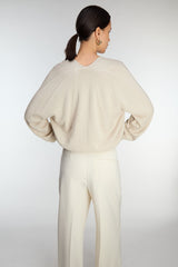 3D KNIT V-NECK SWEATER