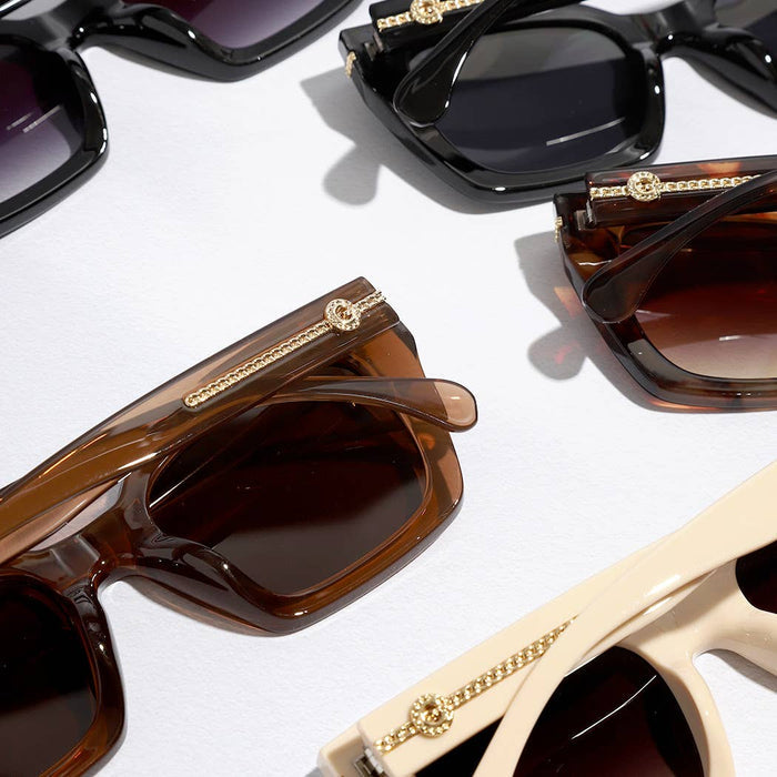 Whitney Sunnies